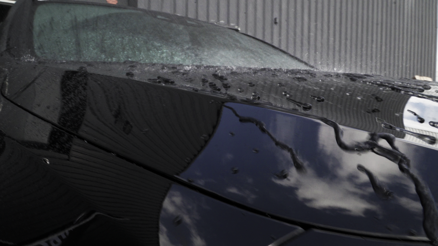 Waarom Swippy Premium Ceramic Carnauba Wax de beste keuze is voor jouw auto, caravan, boot of motor