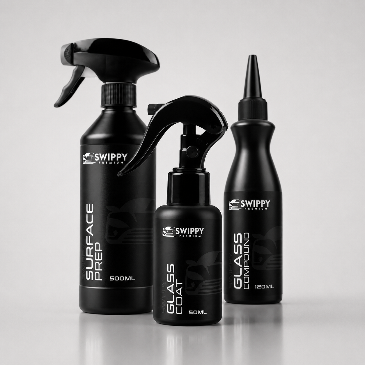 Complete bundel voor met Swippy Glass Compound, Swippy Surface Prep en Swippy Glass Coat voor het grondig reinigen, ontvetten en beschermen van autoruiten.
