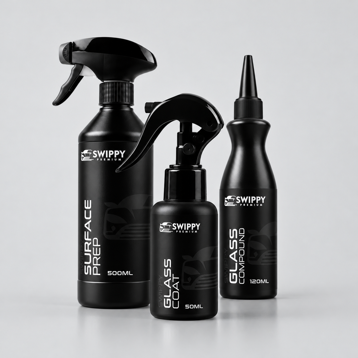 Complete bundel voor met Swippy Glass Compound, Swippy Surface Prep en Swippy Glass Coat voor het grondig reinigen, ontvetten en beschermen van autoruiten. 